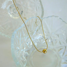 Cargar imagen en el visor de la galería, Collar Alice Acero Dorado