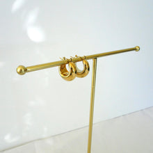 Cargar imagen en el visor de la galería, Aretes Diana Acero Dorado