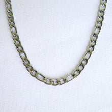 Cargar imagen en el visor de la galería, Cadena tipo Figaro Acero