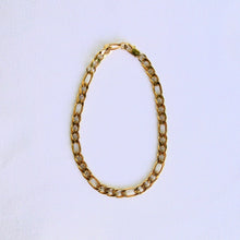 Cargar imagen en el visor de la galería, Pulsera tipo Figaro Acero Dorado