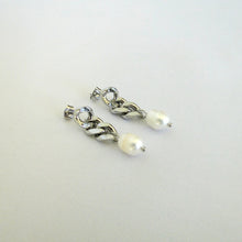 Cargar imagen en el visor de la galería, Aretes Bela Acero