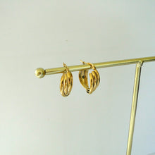 Cargar imagen en el visor de la galería, Aretes Florentina Acero Dorado