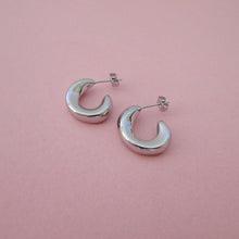 Cargar imagen en el visor de la galería, Aretes Coral Acero