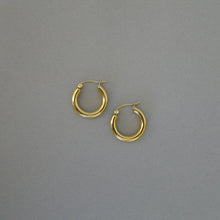 Cargar imagen en el visor de la galería, Aretes Essencial Acero Dorado