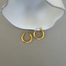 Cargar imagen en el visor de la galería, Aretes Essencial Acero Dorado