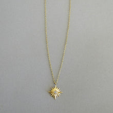 Cargar imagen en el visor de la galería, Collar Estella Acero Dorado