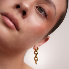 Cargar imagen en el visor de la galería, Aretes Roma Acero Dorado