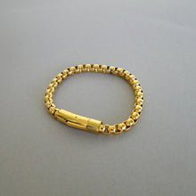 Cargar imagen en el visor de la galería, Pulsera de acero dorada en cadena rolo