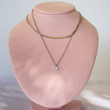 Cargar imagen en el visor de la galería, Collar Glow Acero