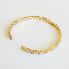 Cargar imagen en el visor de la galería, Aro Stars Acero Dorado