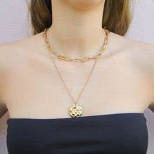 Cargar imagen en el visor de la galería, Collar Coin Acero Dorado